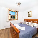 Perla Varos Appartamento