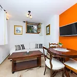 Perla Varos Appartamento