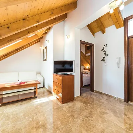 Perla Varos Apartament Split