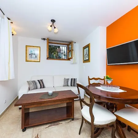 Perla Varos Apartament