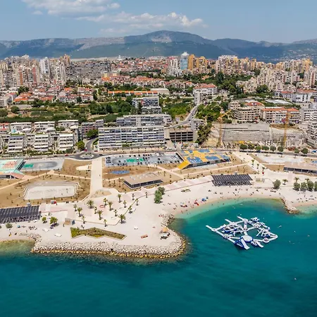 Perla Varos Apartment *