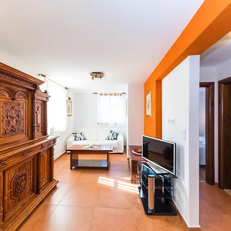 Perla Varos * ספליט