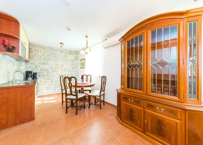 Apartamento Perla Varos Split