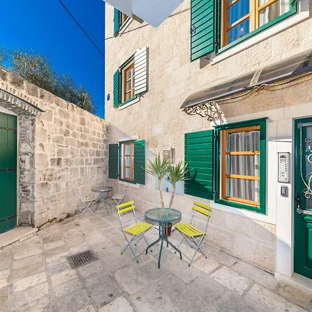 Perla Varos Apartman Split